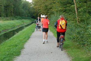 De rode lantaarndraagster